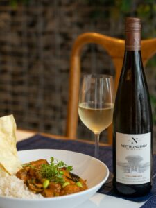 Curry night is calling 🥘

Warm curries, fresh roti, colourful sambals and a glass of wine - everything Wednesday evening needs. 

R295 per person, including dessert. Book now via Dineplan or reservations@oudewerf.co.za